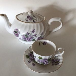 Tea Pot & Cup & Saucer